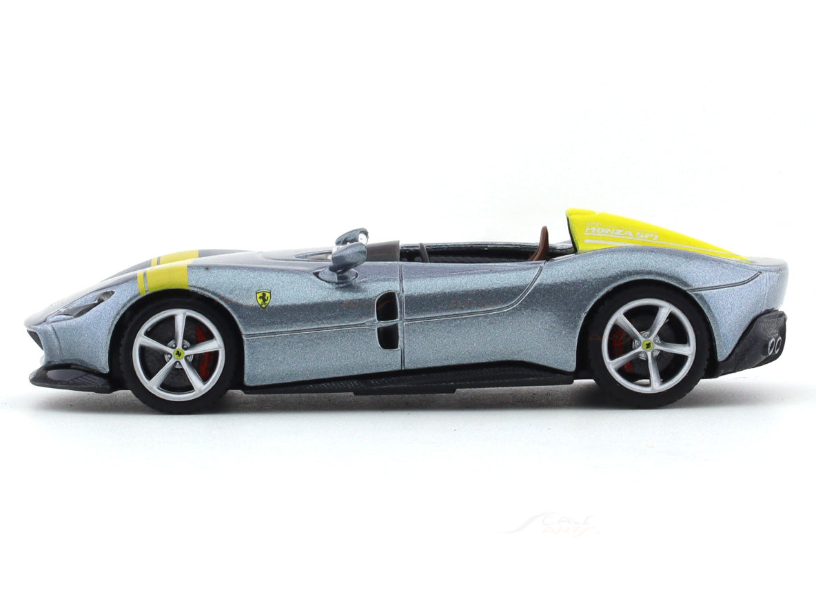 Ferrari Monza SP1 Miniature Maisto échelle 1/18, Couleur Argent, Die-cast Neuve
