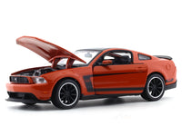 Ford Mustang Boss 302 orange 1:24 Maisto licensed diecast Scale Model car