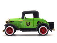 Green Classic car pull back alloy toy