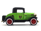 Green Classic car pull back alloy toy