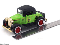 Green Classic car pull back alloy toy