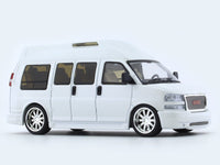 GMC Savana RV white 1:64 GOC diecast scale model car collectible