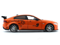 Jaguar XE SV Project 8 orange 1:18 QY Toys diecast scale model car