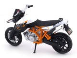 KTM 990 Supermoto R White 1:18 Bburago diecast scale model bike collectible