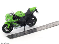 Kawasaki Ninja ZX 10R 1:18 Maisto Scale Model bike collectible