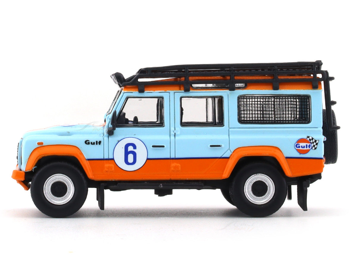 Land Rover Defender 110 Gulf & Container set 1:64 Master diecast scale ...