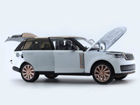 Land Rover Range Rover Autobiography SV white 1:18 QY Toys diecast scale model car