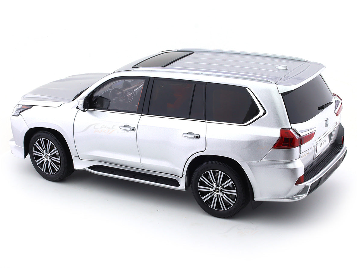 Lexus LX570 silver 1:18 LCD Models diecast scale model car