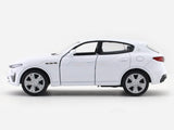 Maserati Levante White 1:33-42 RMZ City licensed pull back car scale model