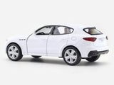 Maserati Levante White 1:33-42 RMZ City licensed pull back car scale model