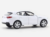 Maserati Levante White 1:33-42 RMZ City licensed pull back car scale model