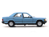 Mercedes-Benz 190E 2.6 blue 1:24 Bburago licensed diecast Scale Model car