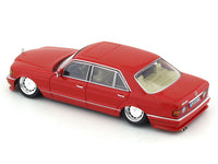 Mercedes-Benz 560SEL W126 red Low 1:64 Master diecast scale model collectible