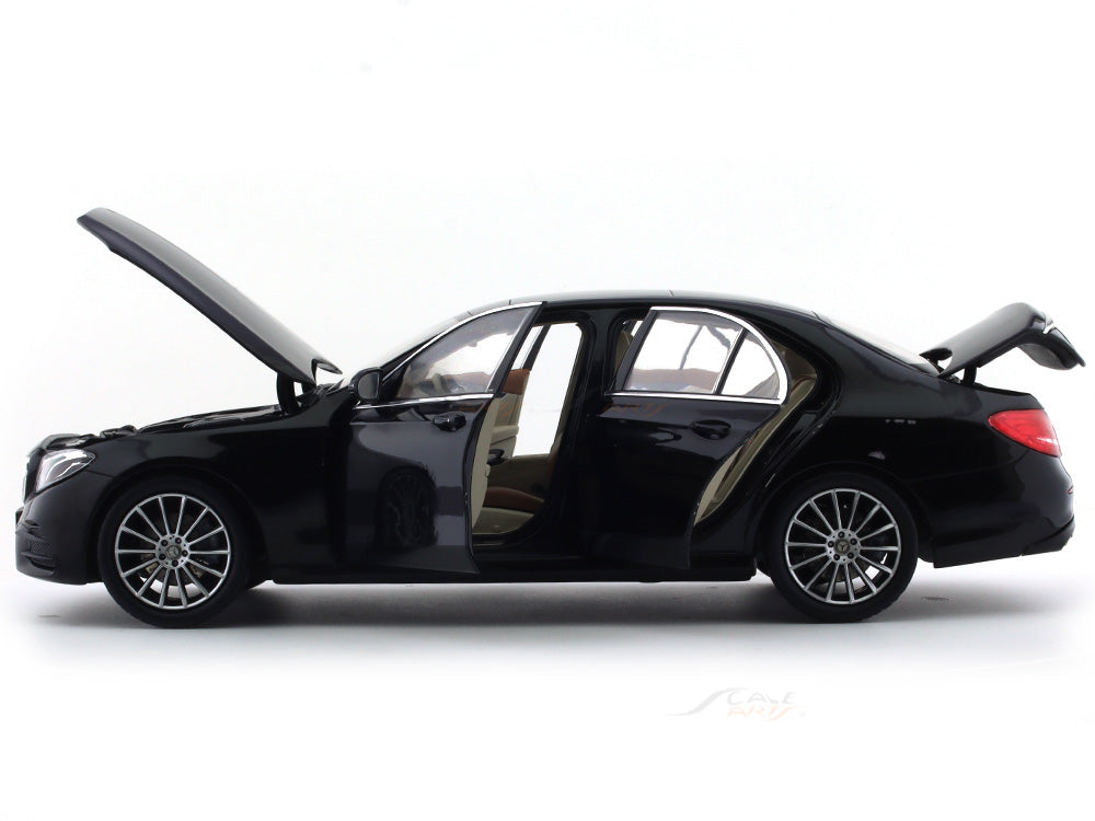 Mercedes-Benz E-Class W213 AMG Line 1:18 iScale Scale Model