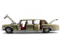 Mercedes-Benz Pullman S600 golden 1:18 Kengfai diecast Scale Model collectible
