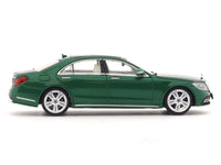 Mercedes-Benz W222 S320L green 1:64 Glory Model diecast scale model car