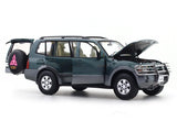 Mitsubishi Pajero V73 green 1:18 YC Model licensed diecast Scale Model collectible