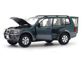 Mitsubishi Pajero V73 green 1:18 YC Model licensed diecast Scale Model collectible
