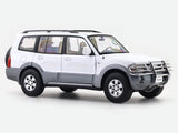 Mitsubishi Pajero V73 white 1:18 YC Model licensed diecast Scale Model collectible