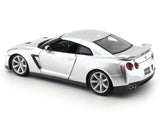 Nissan GT-R R35 silver 1:18 Bburago licensed diecast scale model car collectible