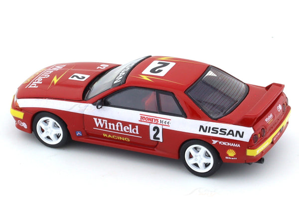Nissan Skyline GT-R R32 #2 with figure 1:64 Time Micro diecast scale ...
