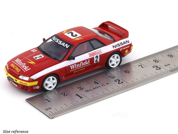 Nissan Skyline GT-R R32 #2 with figure 1:64 Time Micro diecast scale ...