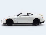 Nissan Skyline GT-R R35 White 1:24 Bburago licensed diecast Scale Model car