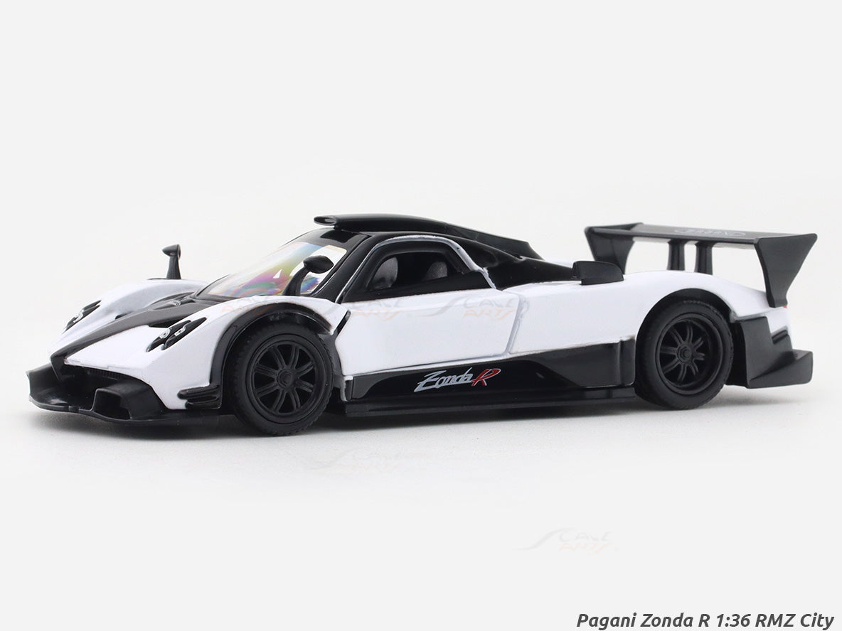 Pagani Zonda R White 1:33-42 RMZ City licensed pull back car scale