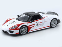 Porsche 918 Weissach 1:24 Bburago licensed diecast Scale Model car