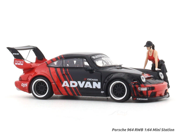 Porsche 964 RWB Advan with figure 1:64 Mini Station diecast scale model car