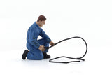 Tony Inflating Tire Mechanic 1:18 American Diorama Figure for scale models
