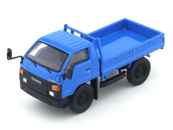 Toyota Dyna blue 1:64 Master diecast scale model collectible 