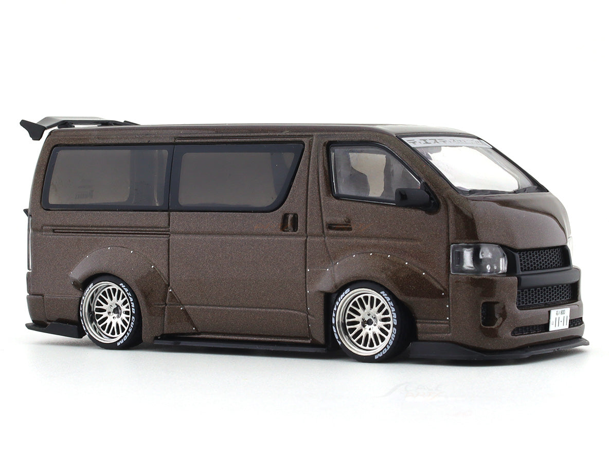 Toyota-Hiace-Widebody-brown-1-