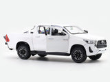 Toyota Hilux White 1:27 Maisto licensed diecast Scale Model car collectible