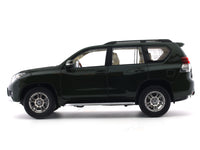 Toyota Land Cruiser Prado green 1:18 Dealer Edition diecast Scale Model car