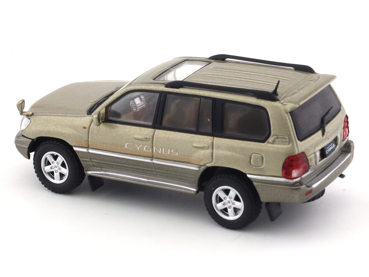 Toyota-Land-Cruiser-Cygnus-