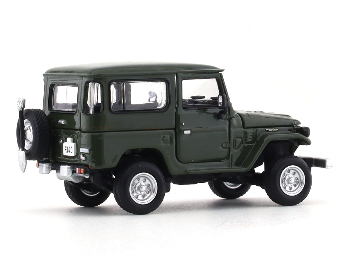 Toyota-Land-Cruiser-FJ40-olive