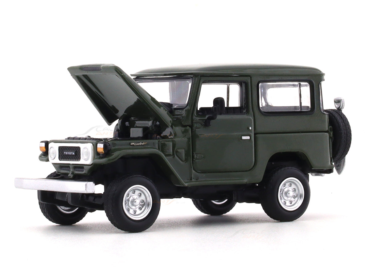Toyota-Land-Cruiser-FJ40-olive