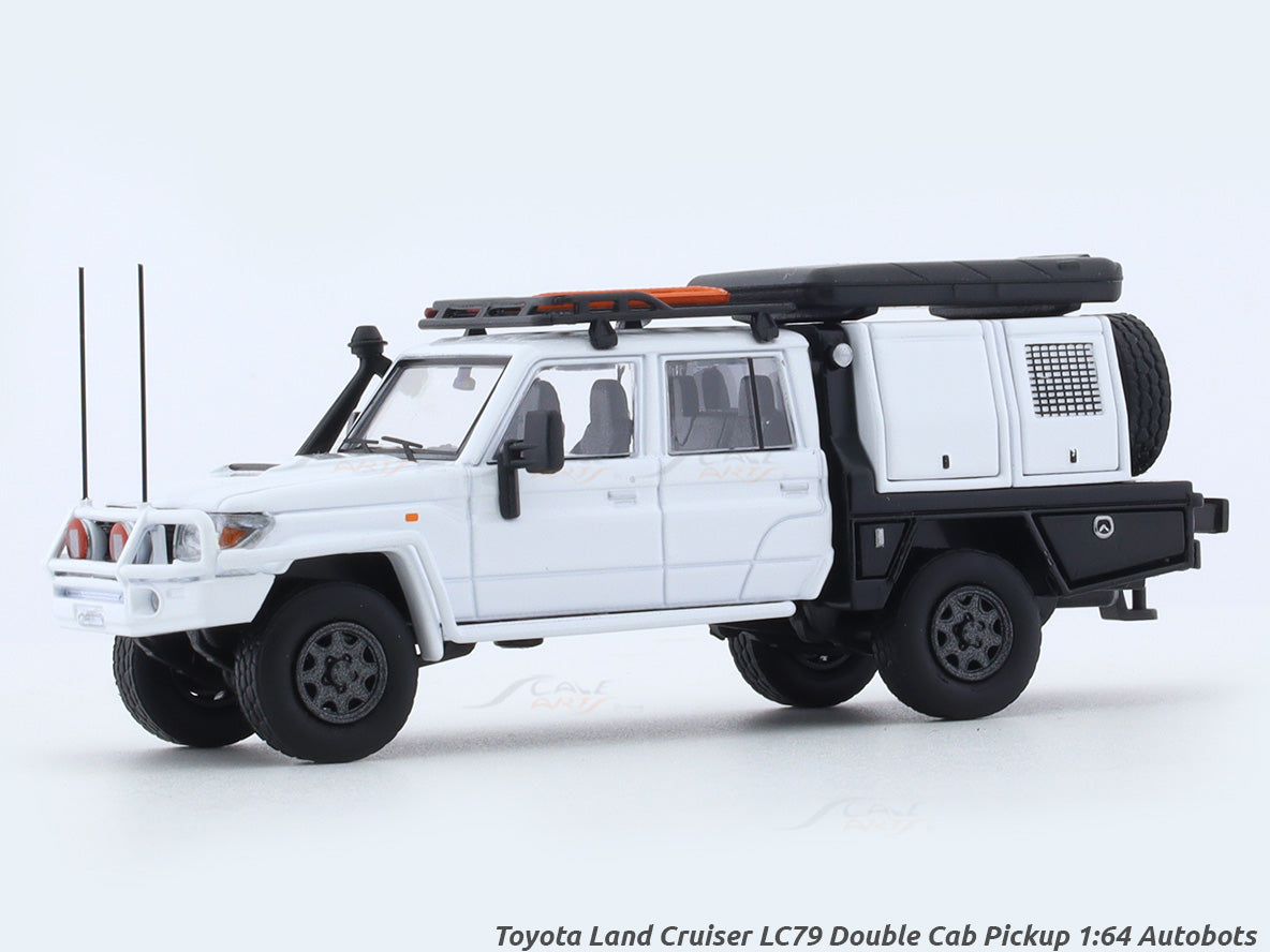 Toyota Land Cruiser LC79 Double Cab Pickup white 1:64 Autobots