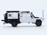 Toyota Land Cruiser LC79 Double Cab Pickup white 1:64 Autobots Model diecast scale model car