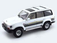 Toyota Land Cruiser LC80 white 1:18 Kengfai diecast Scale Model car