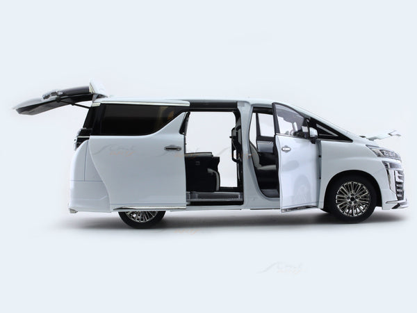 Toyota Vellfire White 1:18 Kengfai diecast Scale Model van | Scale