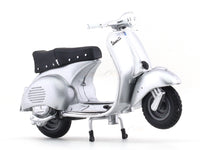 Vespa 50 GS 1:18 diecast scale model scooter bike collectible