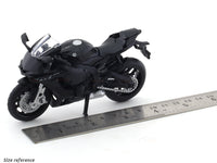 Yamaha YZF-R1 Matte Black 1:18 MSZ licensed diecast scale model bike collectible