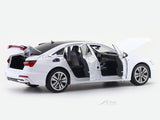 Audi A6 L White 1:18 QY Toys Licensed Diecast Scale Model | Car Replica