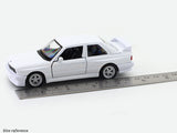 BMW M3 E30 White 1:33-42 RMZ City licensed pull back car scale model