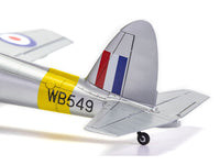De Havilland Chipmunk T-10 1:48 Airfix plastic model kit fighter jet