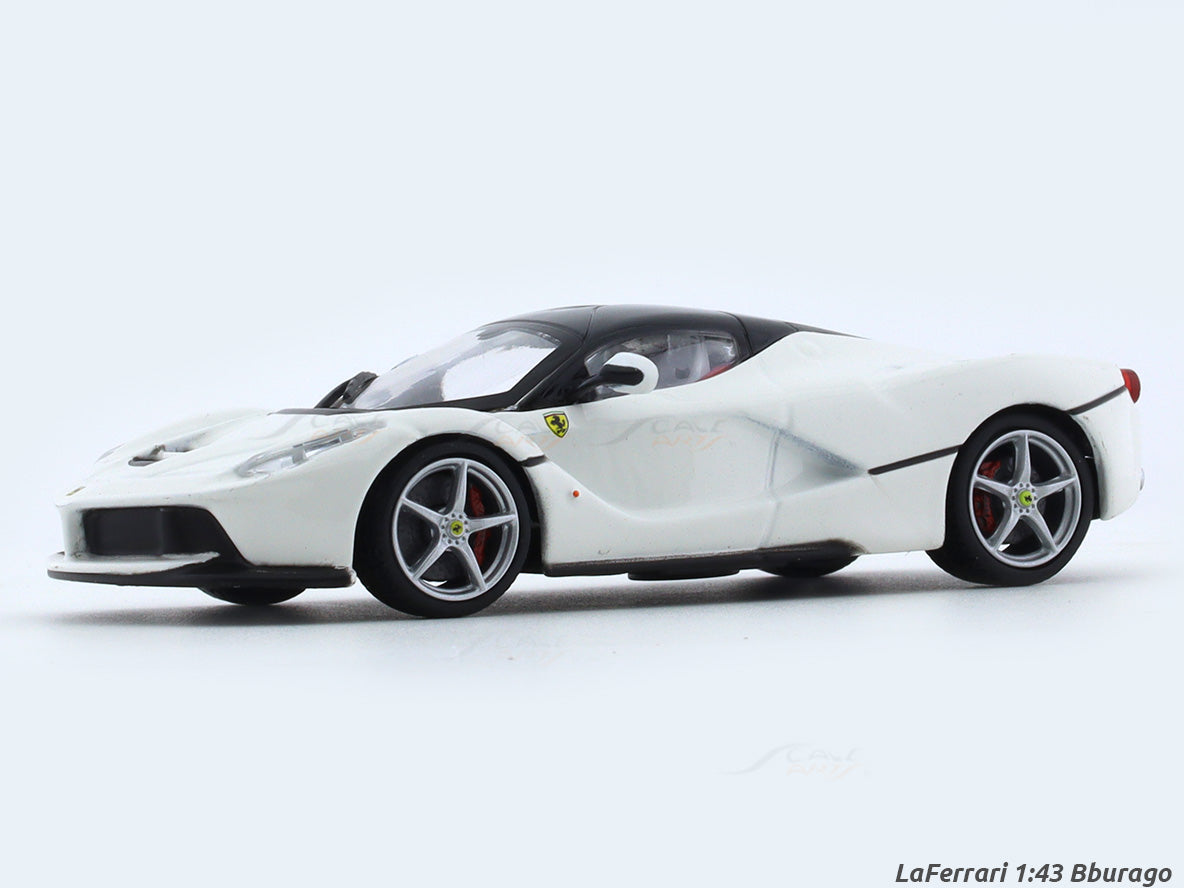 LaFerrari white 1:43 Bburago Signature diecast scale model car