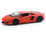 Lamborghini Aventador Coupe with Acrylic Case 1:24 Bburago Licensed Diecast Scale Model Car Collectible