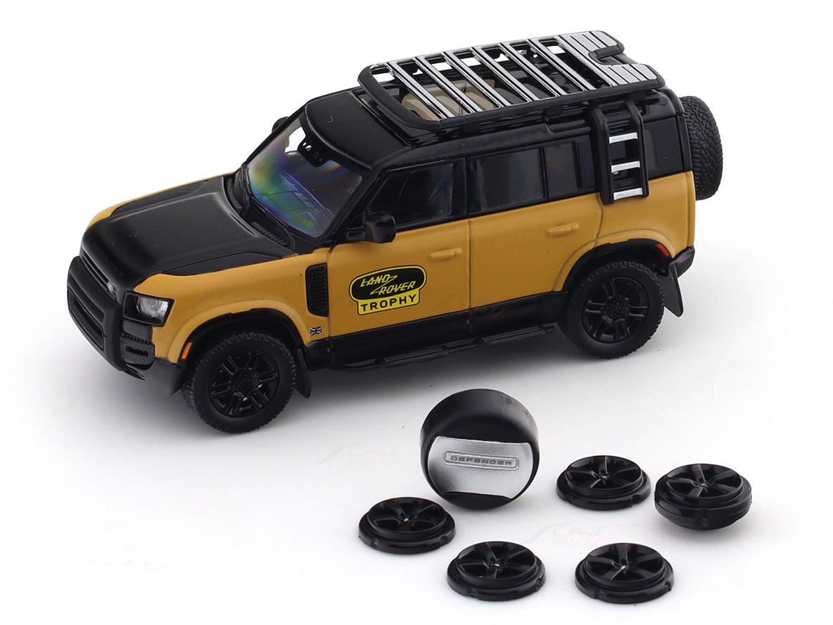 The new Land Rover Defender Black 110 1/64 AR BOX Série The new Land Rover Defender Black 110 1/64 AR BOX Série